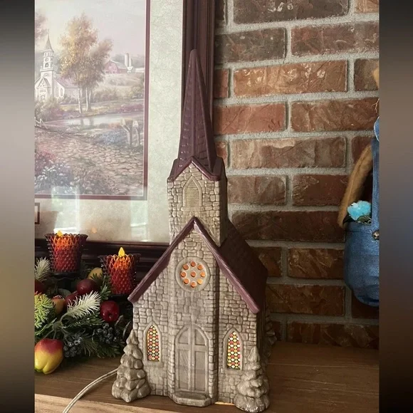 ❤️ Rare Vintage 1981 Large Catholic Stained Glass Lighted Musical Church‼️FINAL